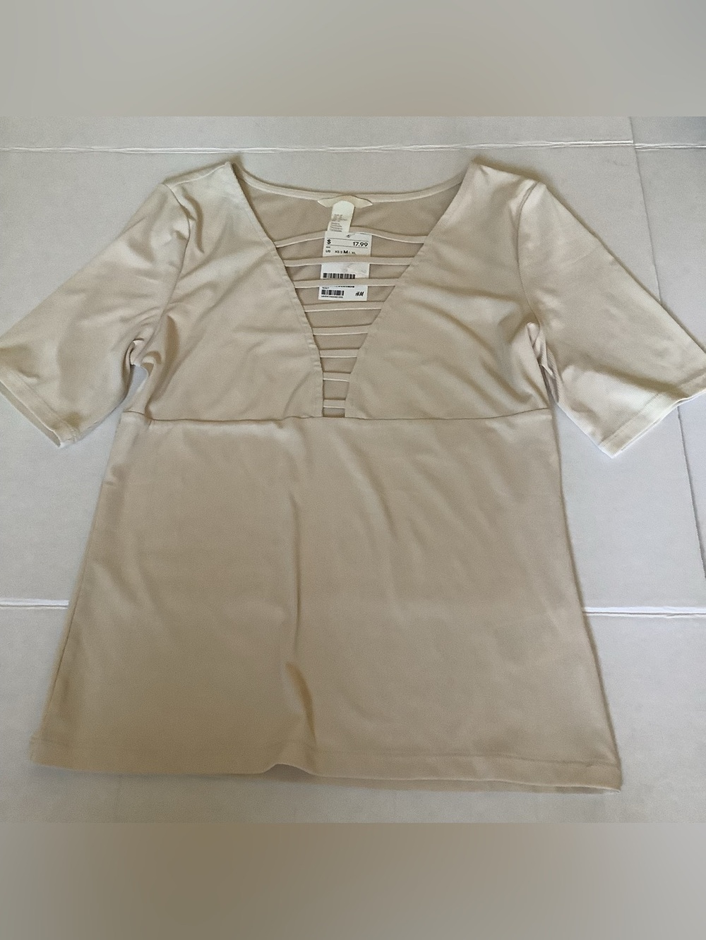 H&M Beige Strappy Cage V-Neck Top Half Sleeve Empire Waist M NWT
